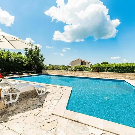 Holiday home La Vita - B59410